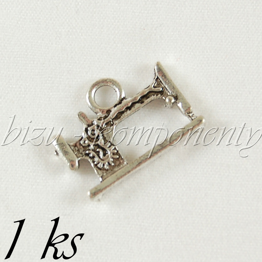 Šicí stroj, stříbrná barva (02 0848)