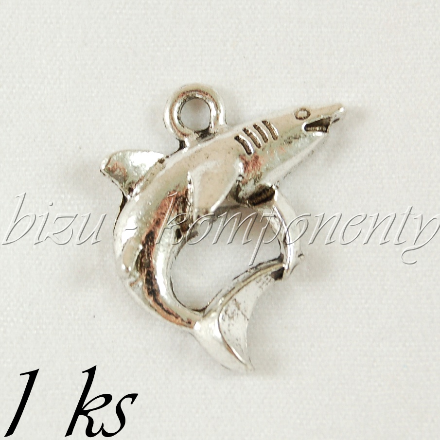 Nebezpečný žralok, stříbrná barva (02 0872)