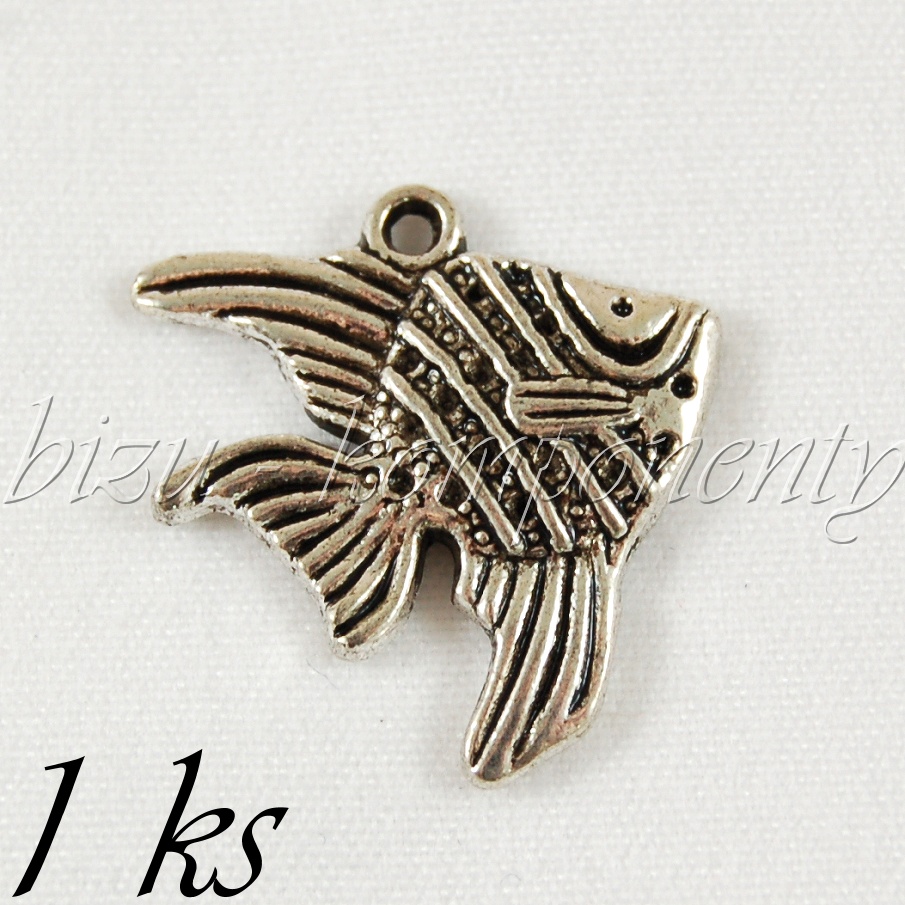 Malá rybka, stříbrná barva (02 0914)