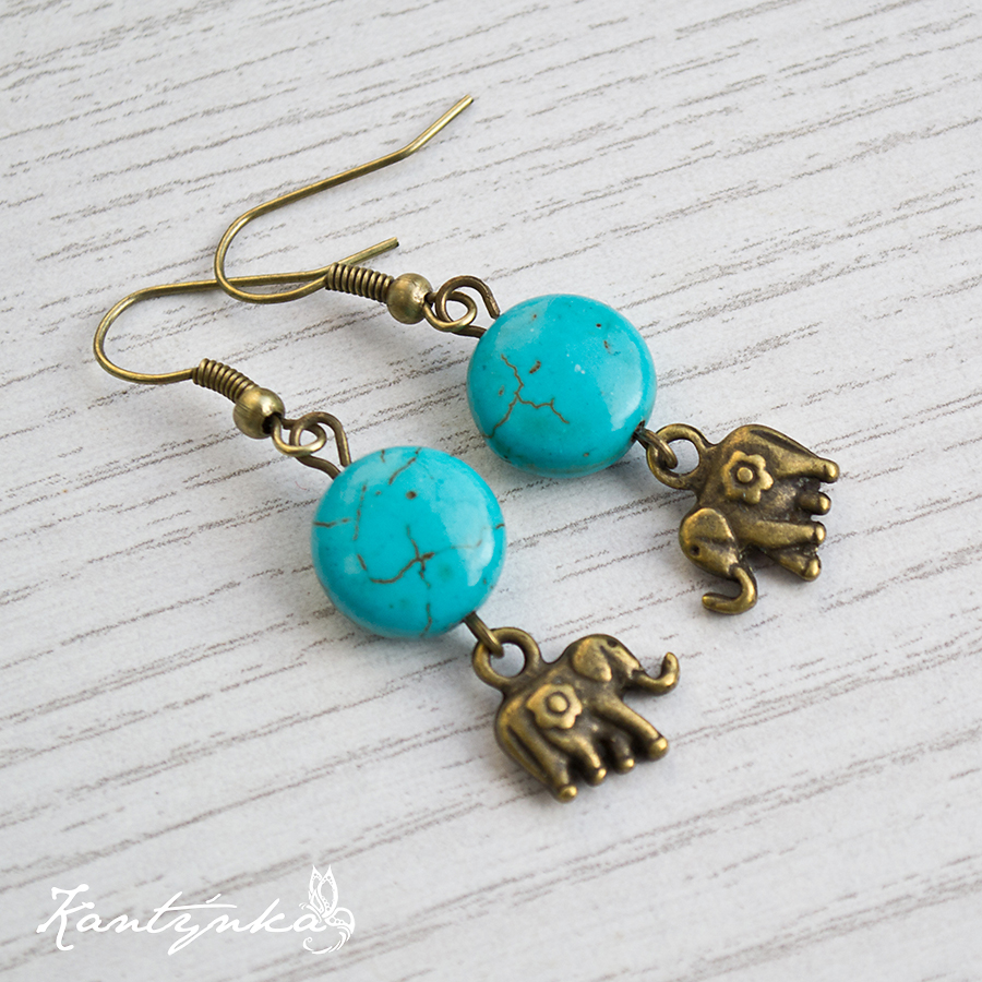 Tyrkysové se slonem pro štěstí