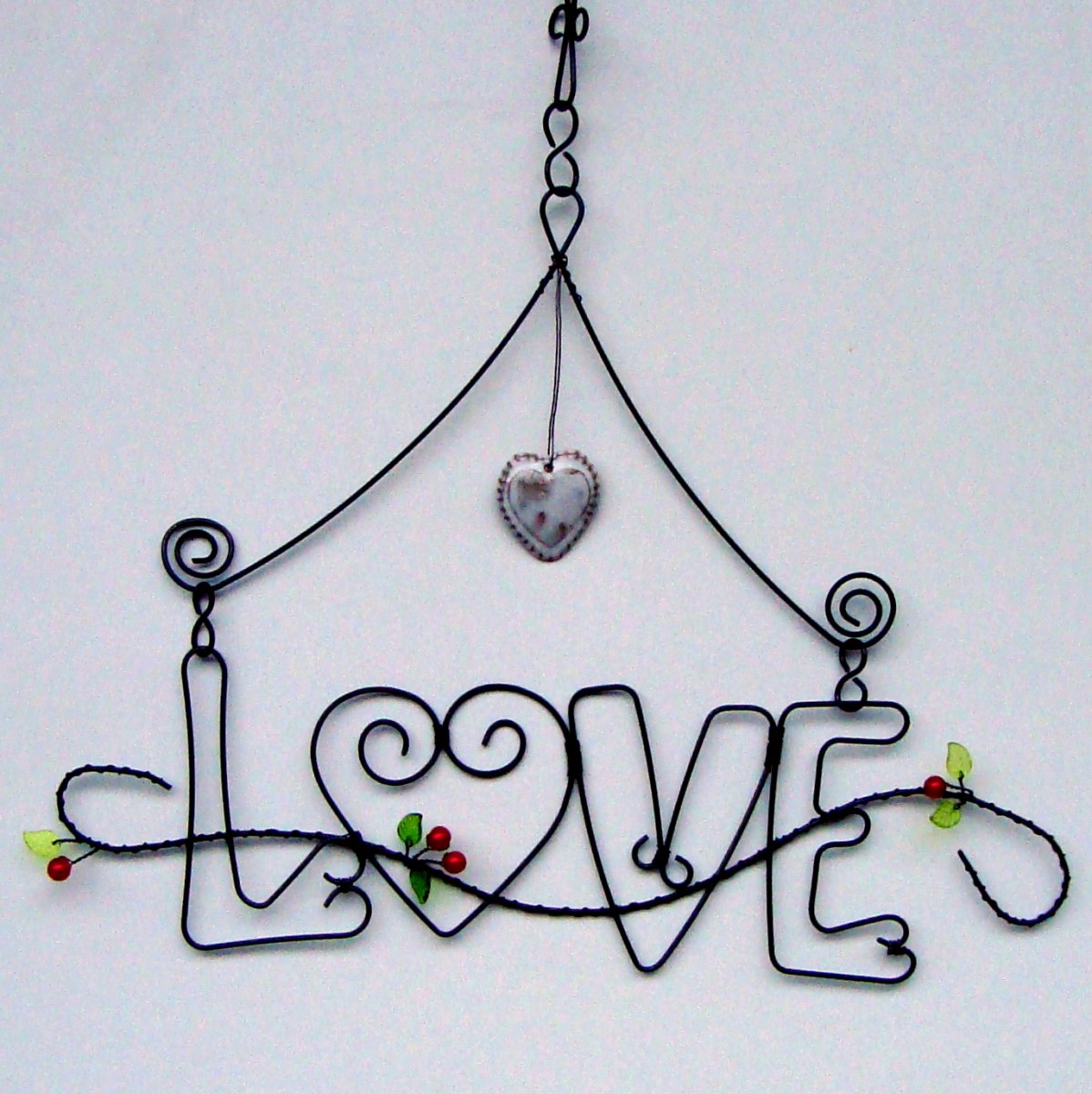 Láskování - drátovaný závěs