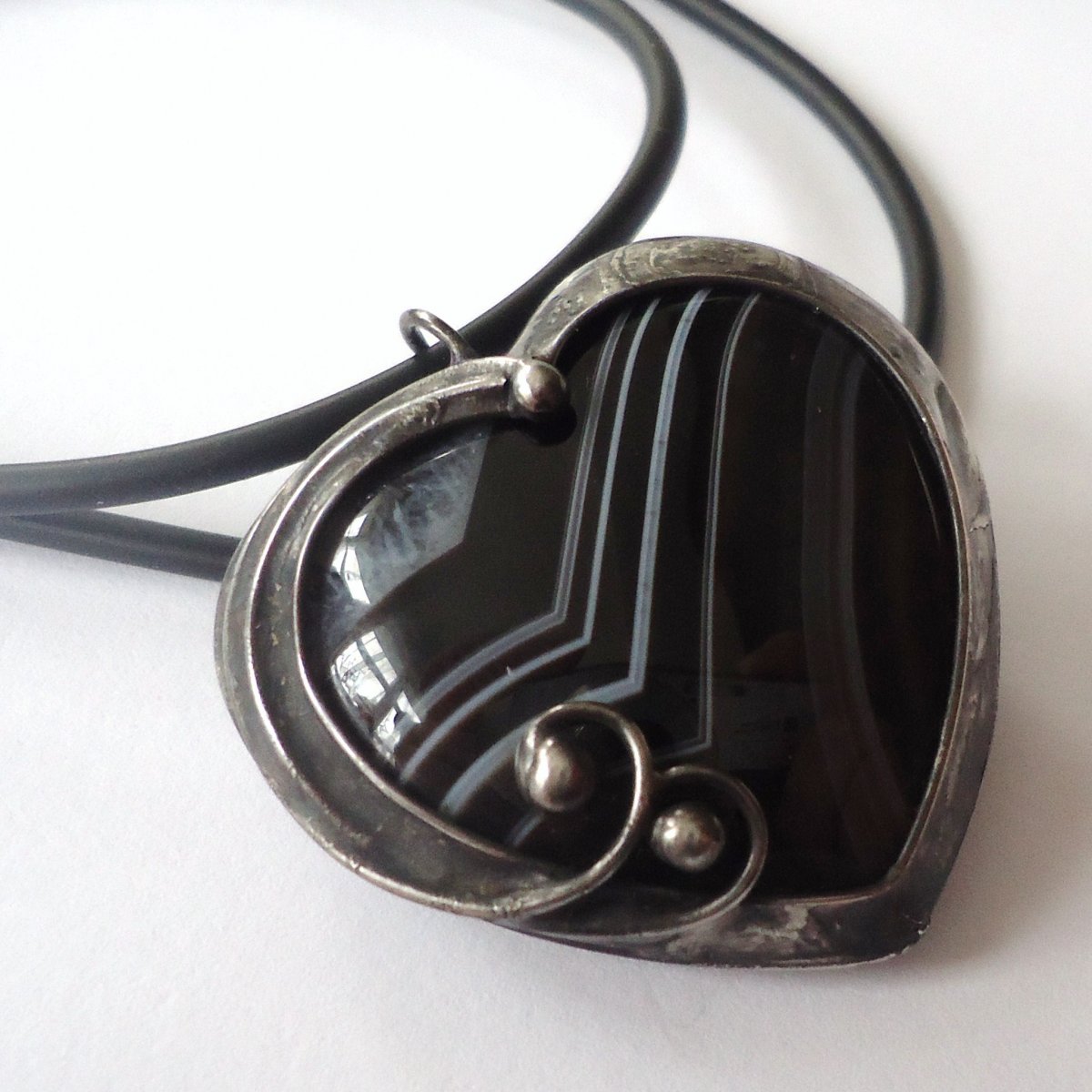 Noc a den  (achát, onyx)