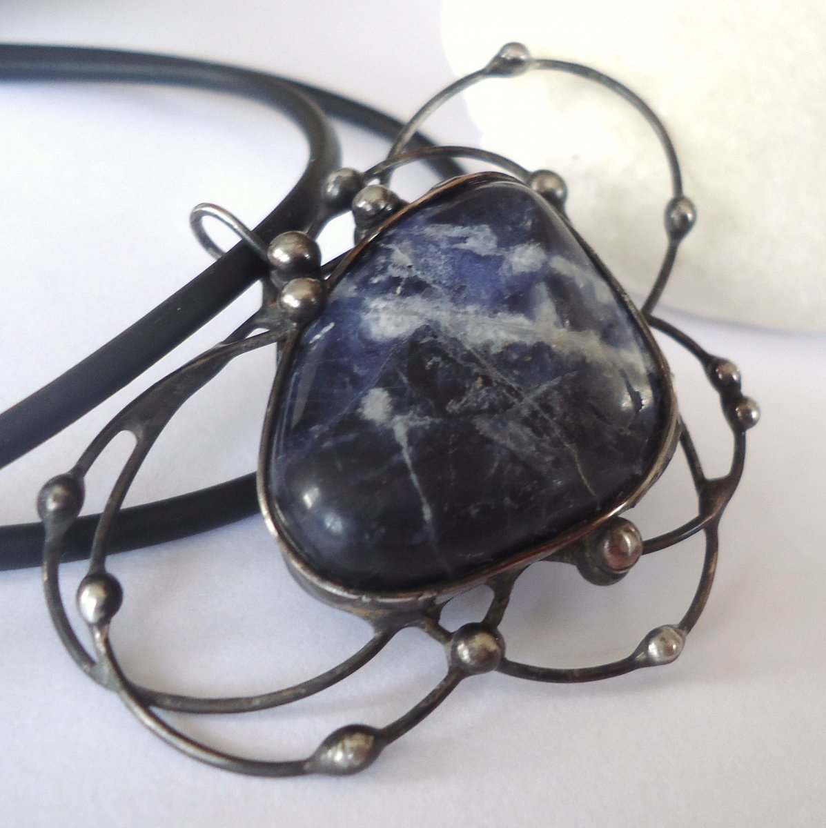 STŘEDEM VESMÍRU - Sodalit