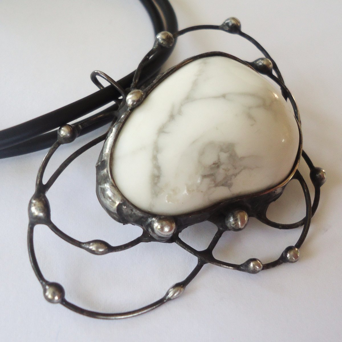 STŘEDEM VESMÍRU - Magnezit