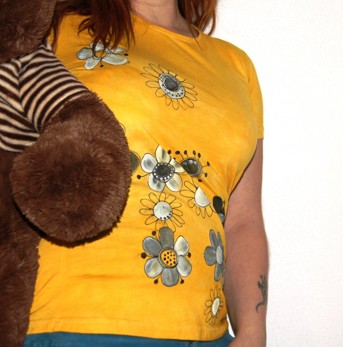 Sluníčkové malované triko s květy