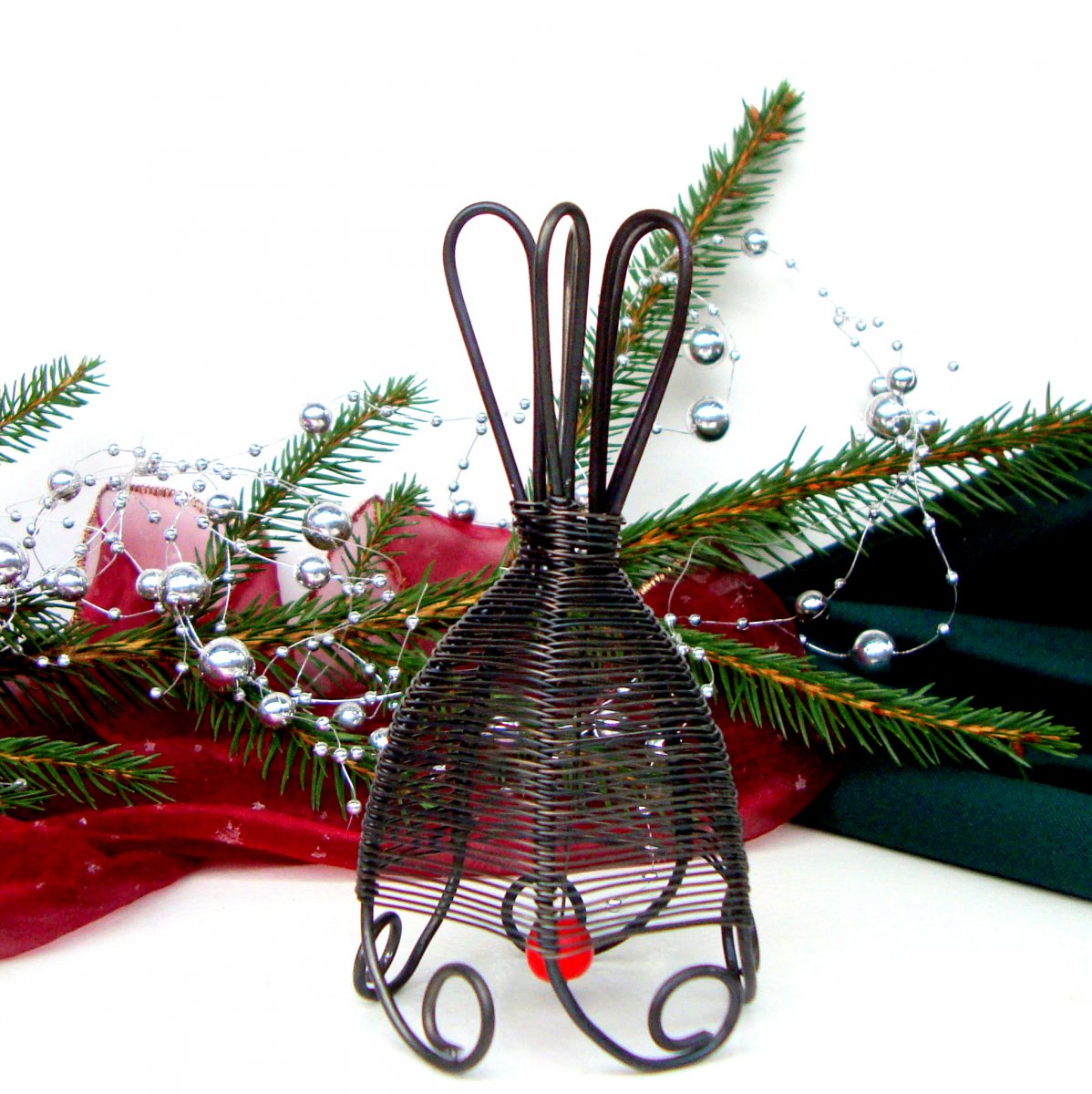 Drátovaný zvoneček   