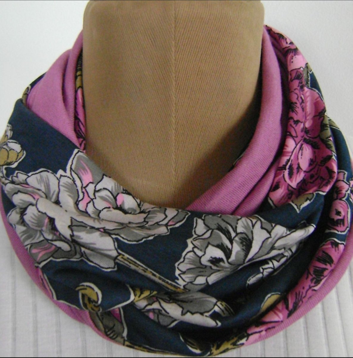 oboustranná nekonečná šála