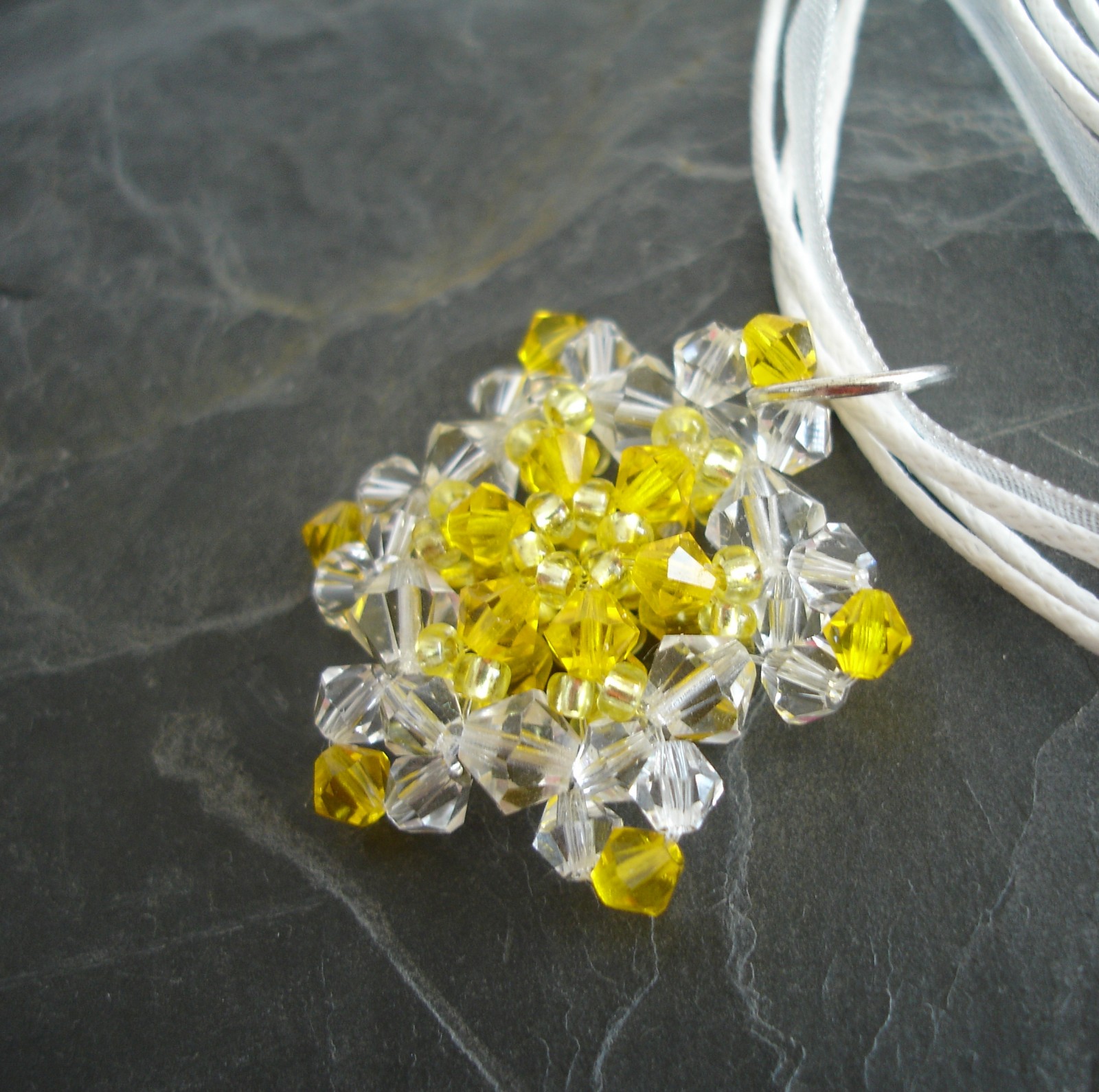 Hvězdička žluto-čirá