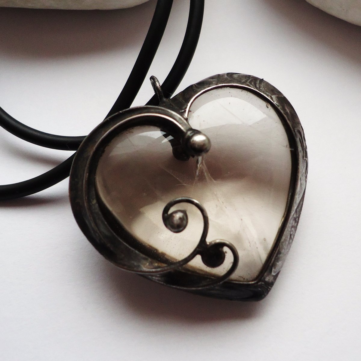 Srdíčko (záhněda) ...