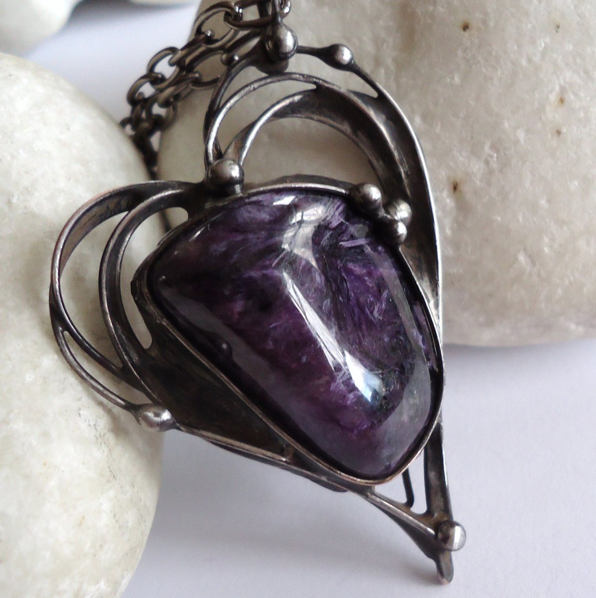 Sugilitové ... (dlouhý řetízek)