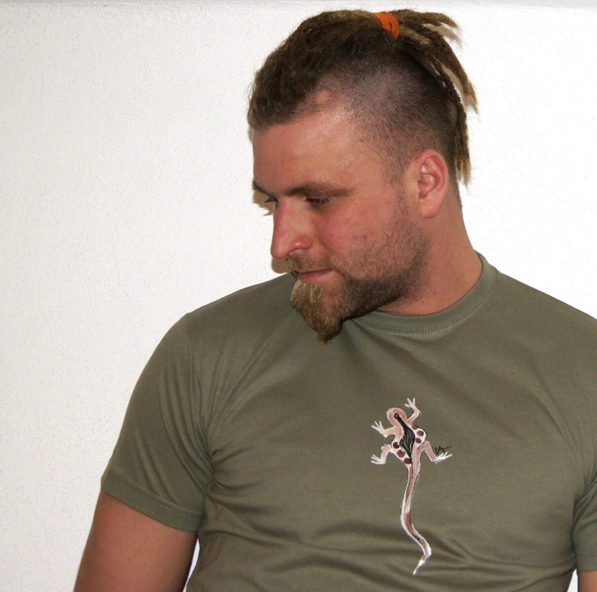 Malované  triko s ještěrkou