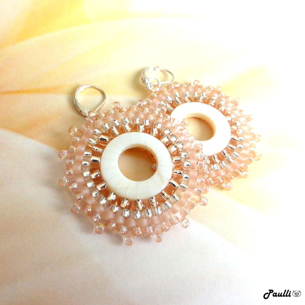 Kruhy starorůžové