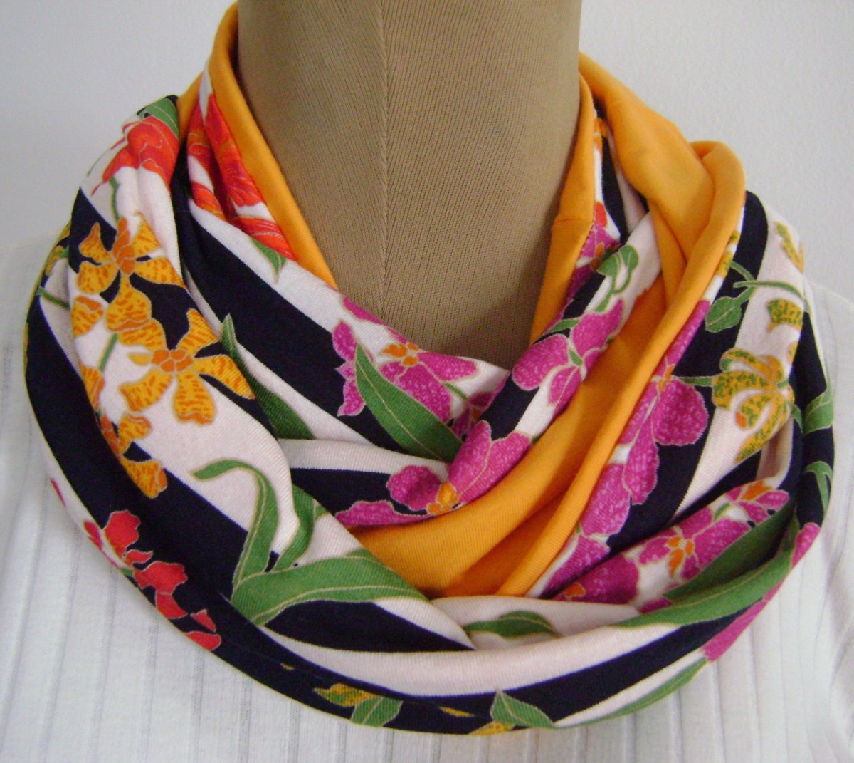 oboustranná nekonečná šála