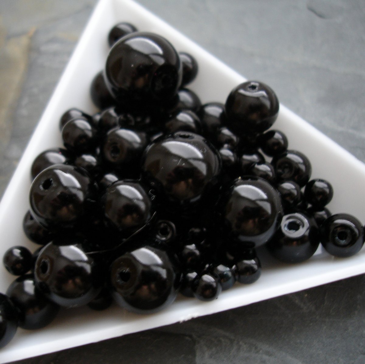 Mix voskovaných kuliček - 30g - černý