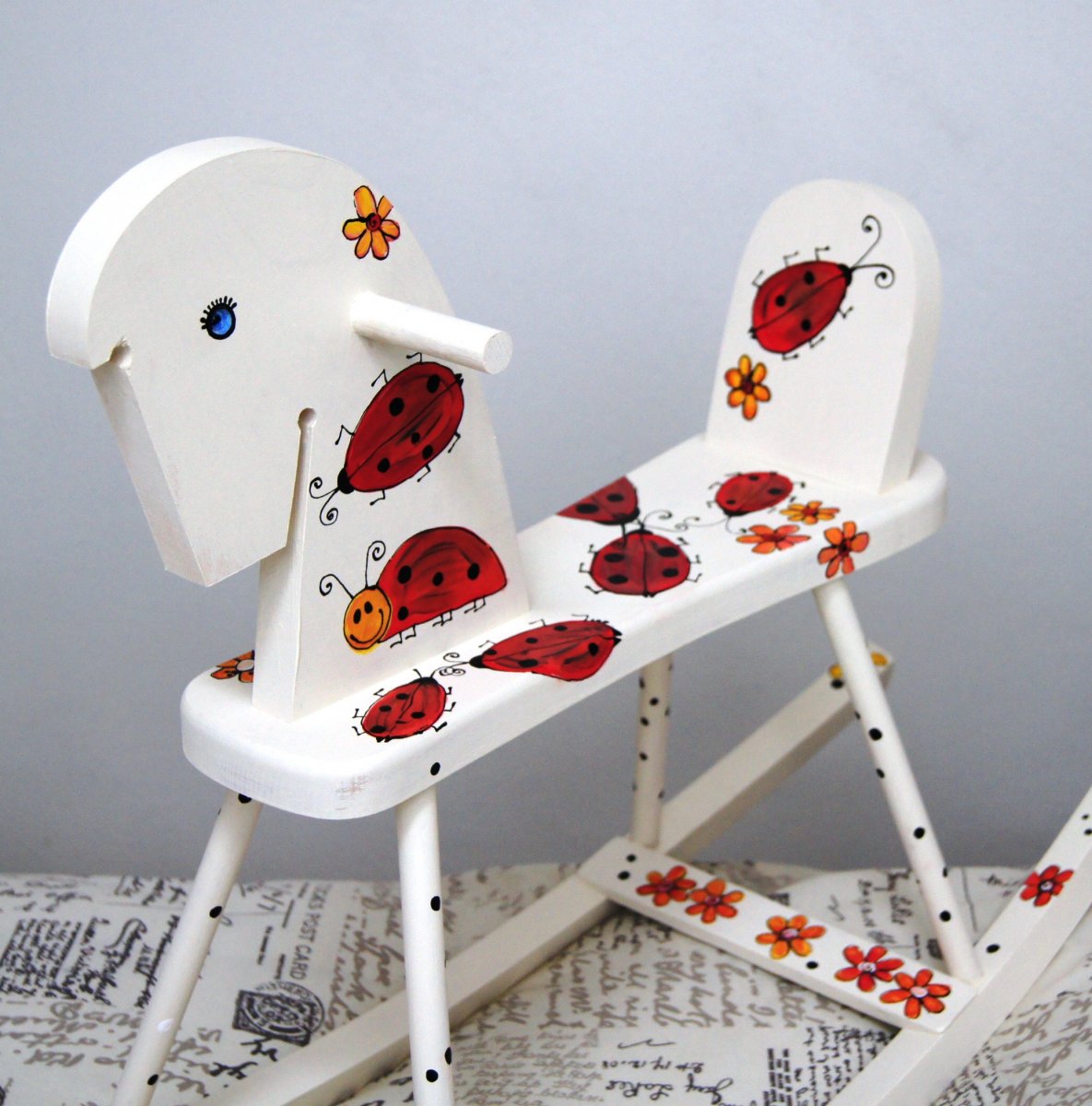 Malovaný houpací koník - sedmitečný :)