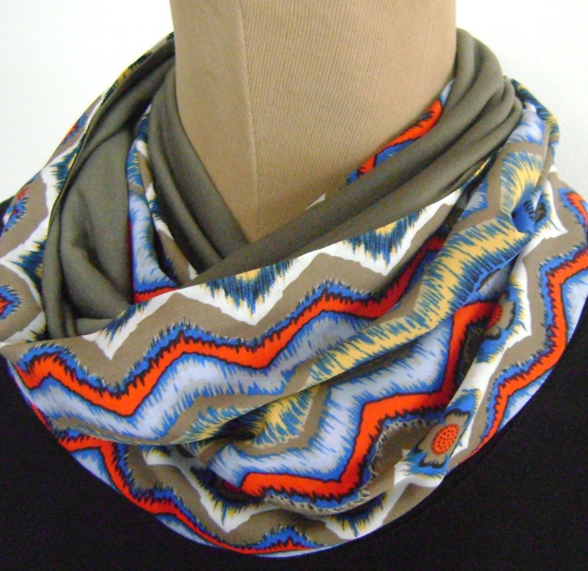 oboustranná nekonečná šála