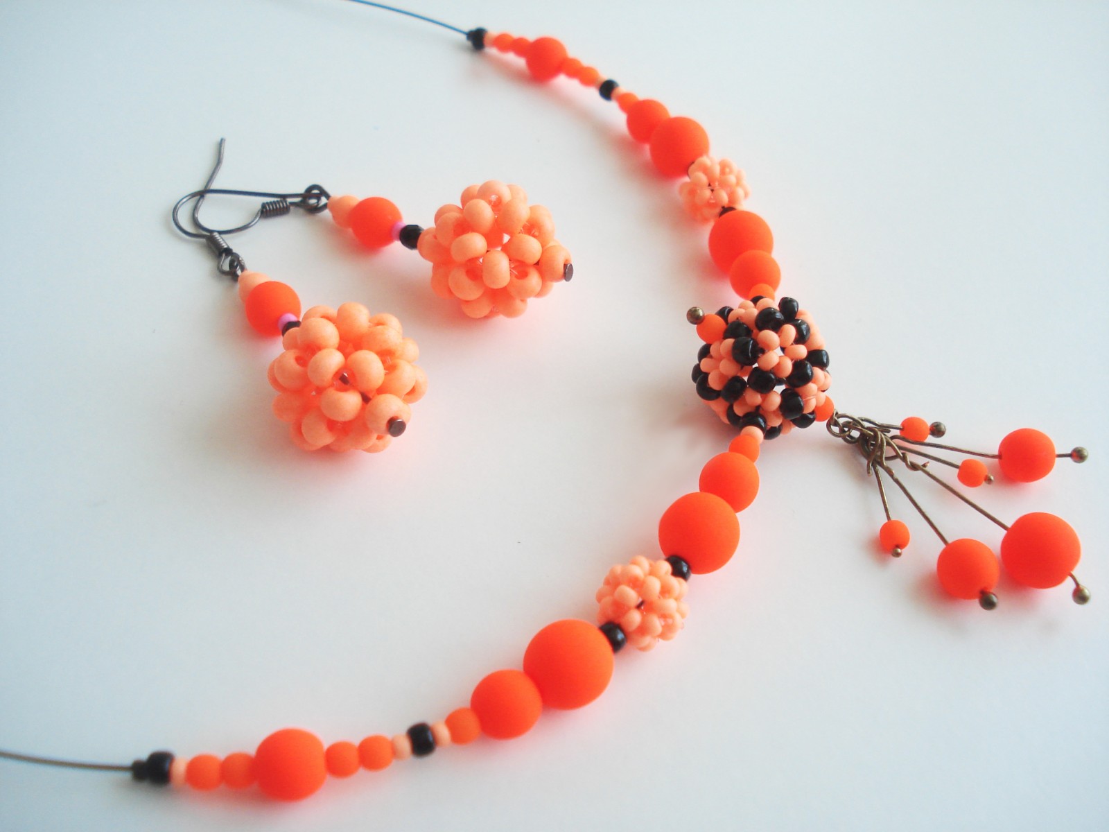 Souprava neon oranžová