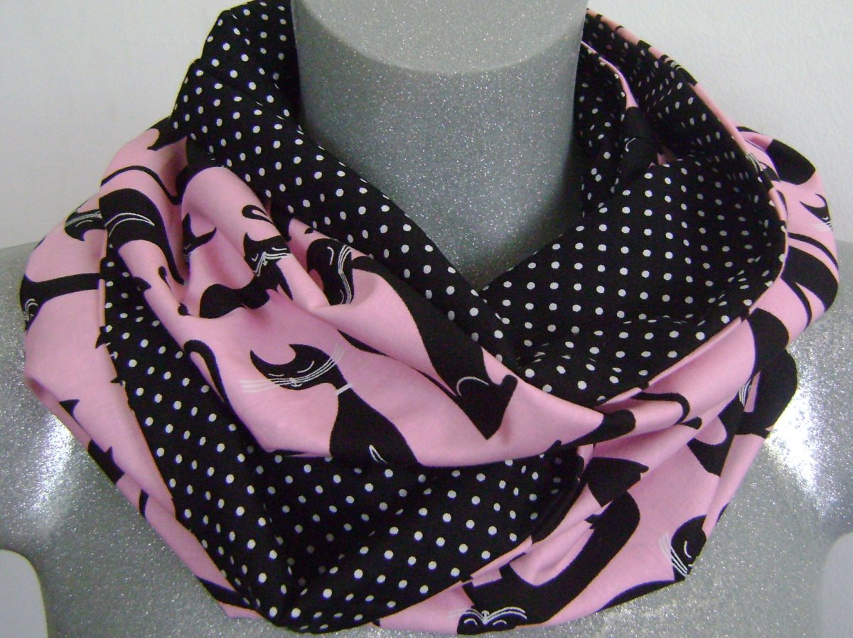 nekonečná šála Kočky II.