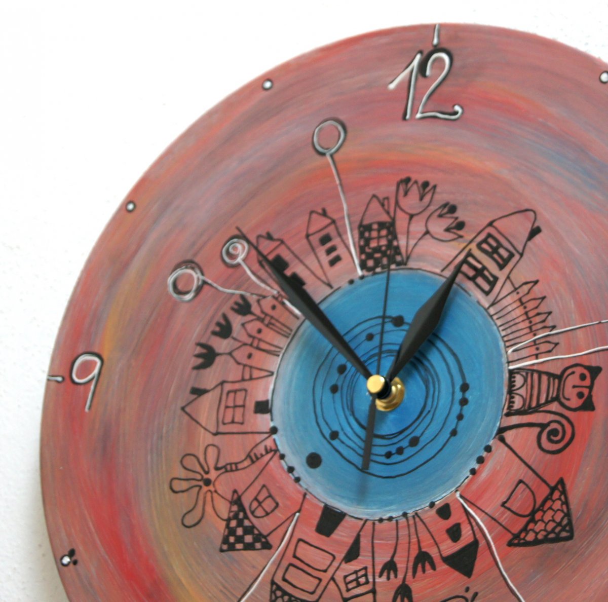 Originální vinylové hodiny městečkové