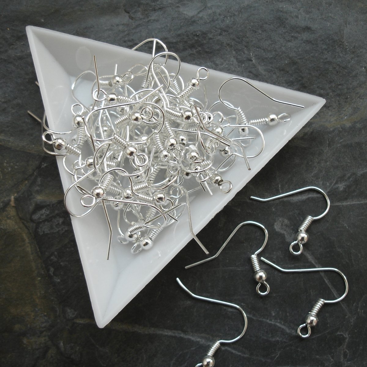 Náušnicový háček s kuličkou a pružinkou - 10 ks -ST