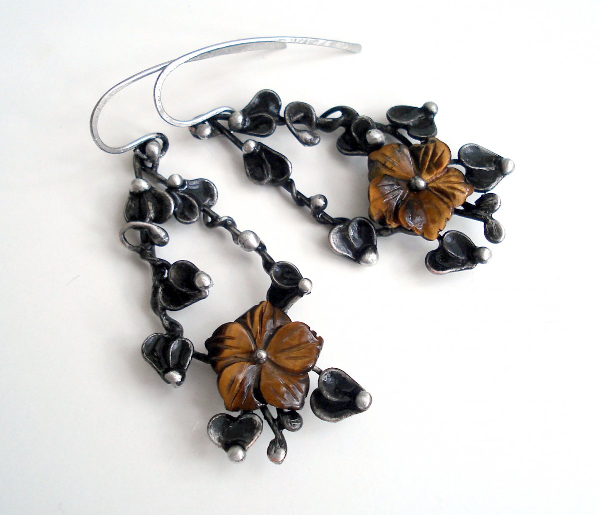 Květy tygřího oka