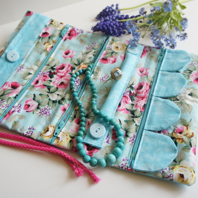 Cestovní šperkovnice