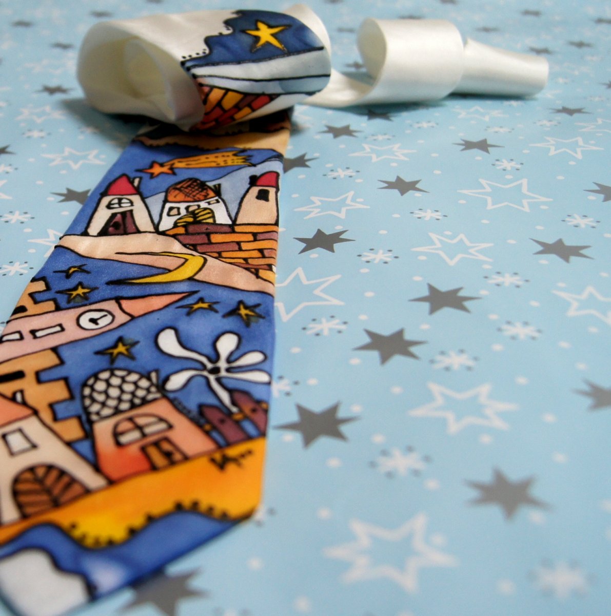 Malovaná kravata městečková No.1