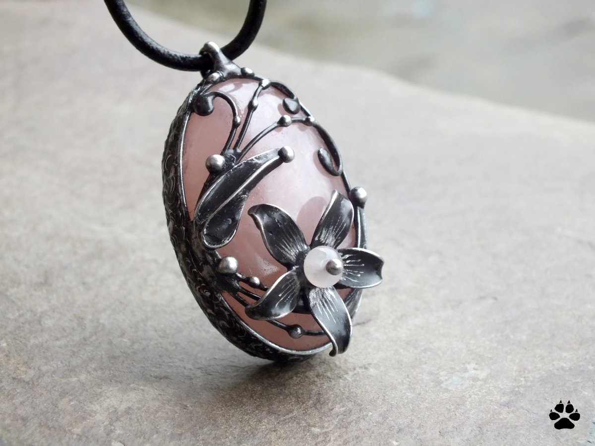 Kvetoucí růženínek