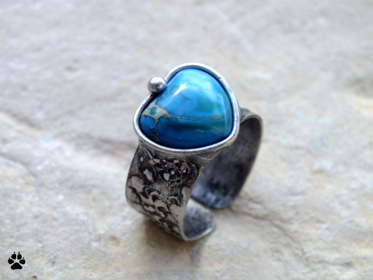 Modré srdíčko - prsten s variscitem