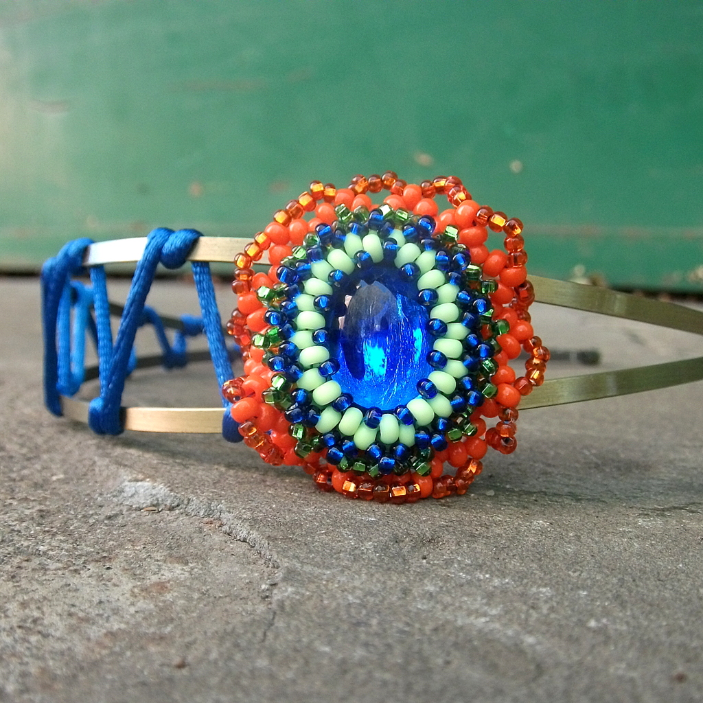 Papagaj čelenkovitý