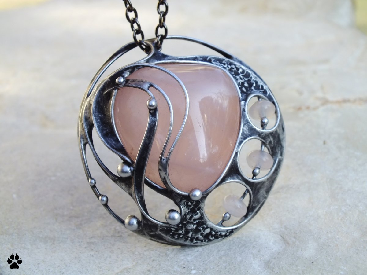 Bella - náhrdelník s růženíny