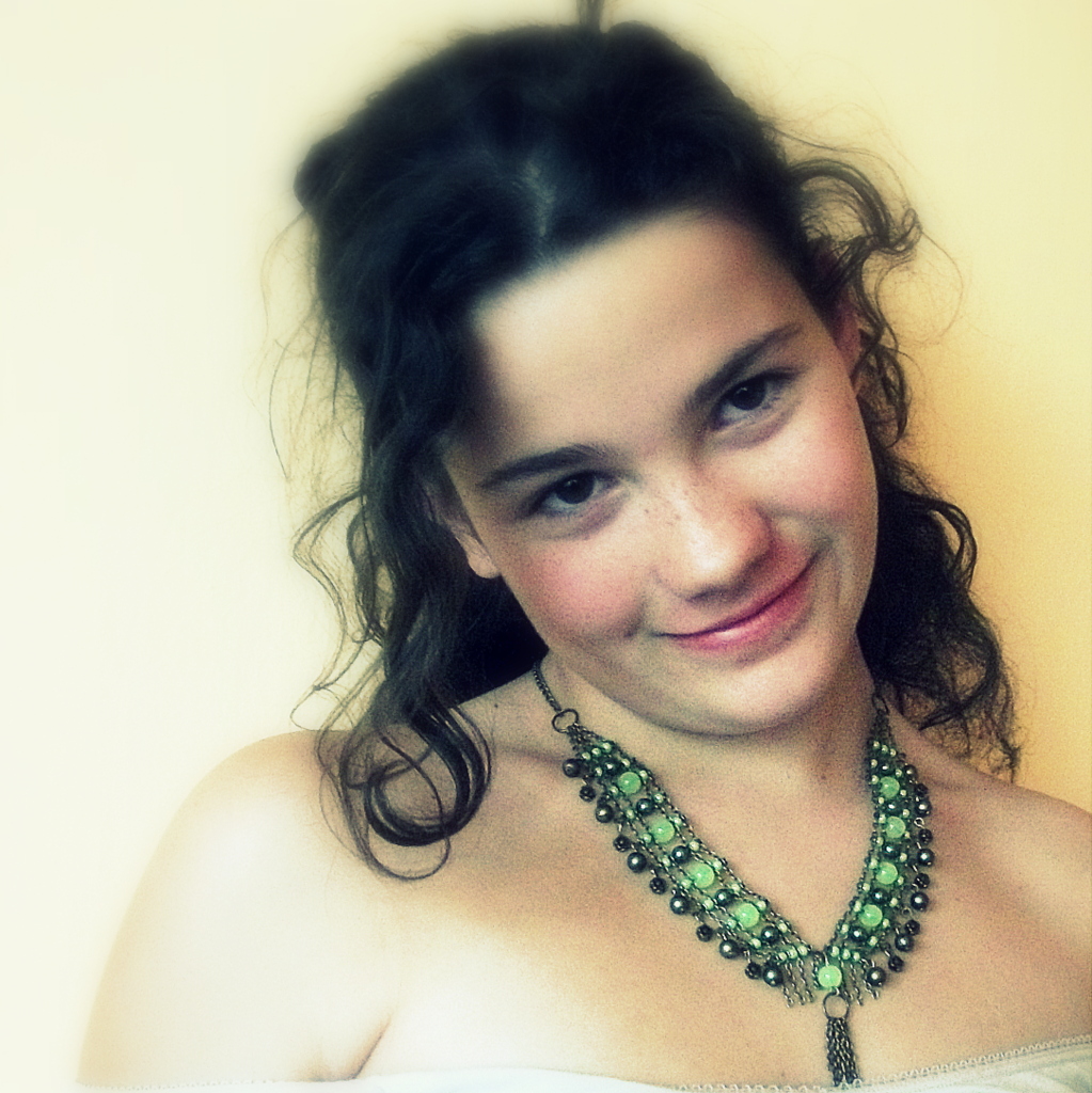 Náhrdelník s kytičkami