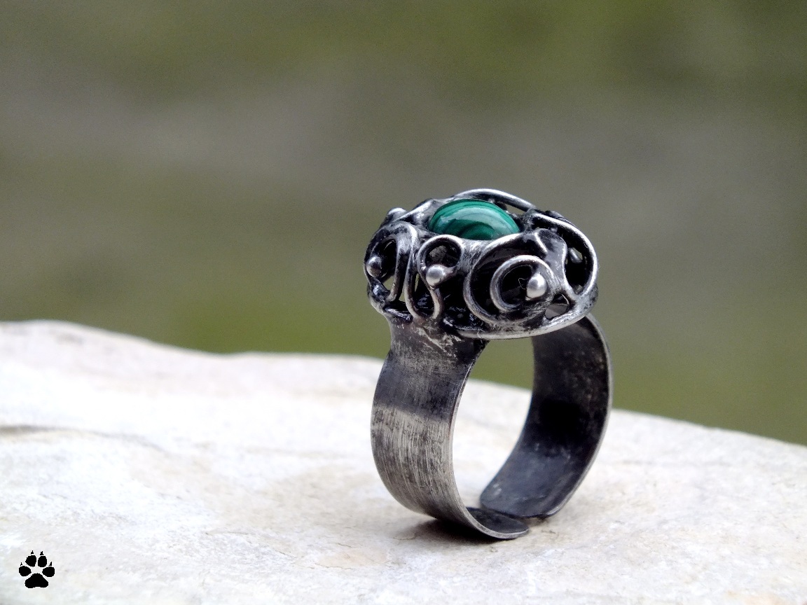 Prsten filigránový s malachitem