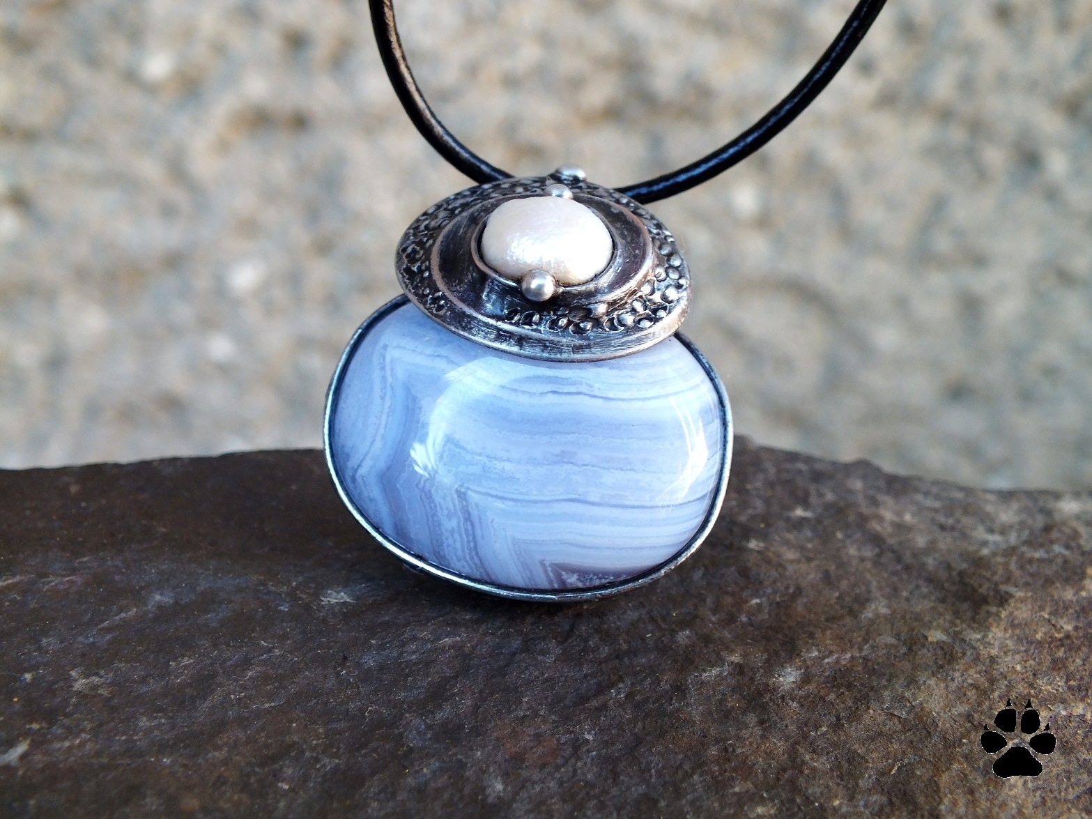 Na spirále - chalcedon