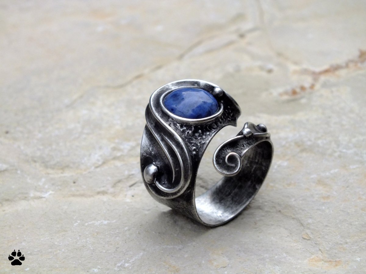 Hadí prsten - dumortierit