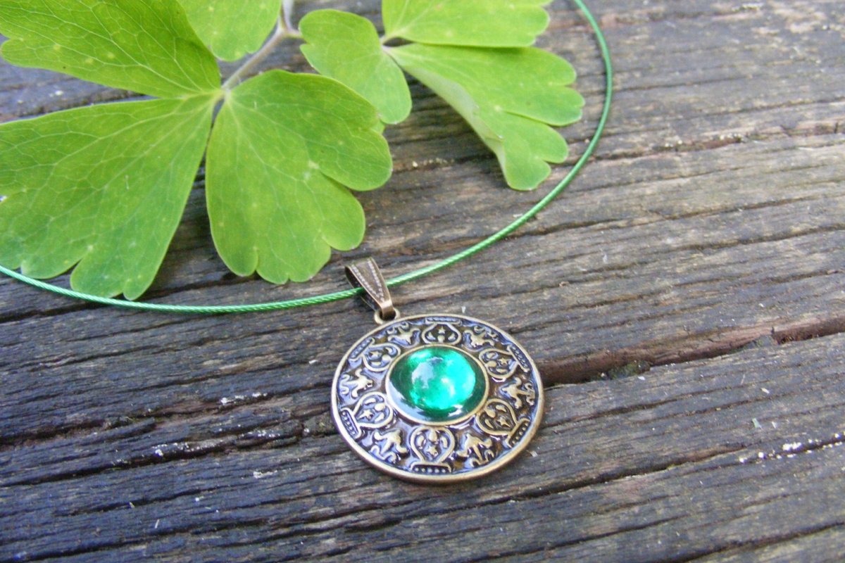 Náhrdelník - smaragdové oko