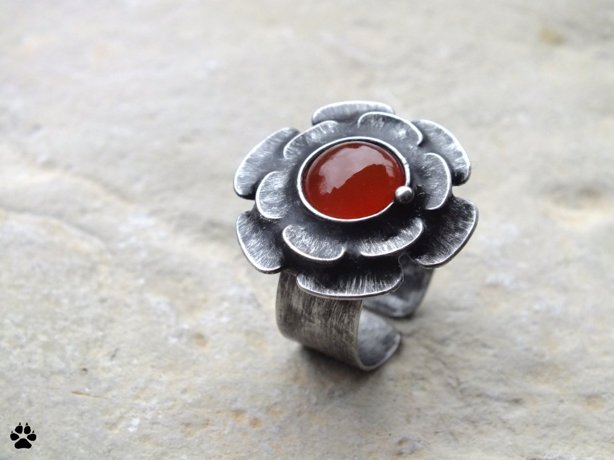 Ohňový kvítek - prsten s karneolem