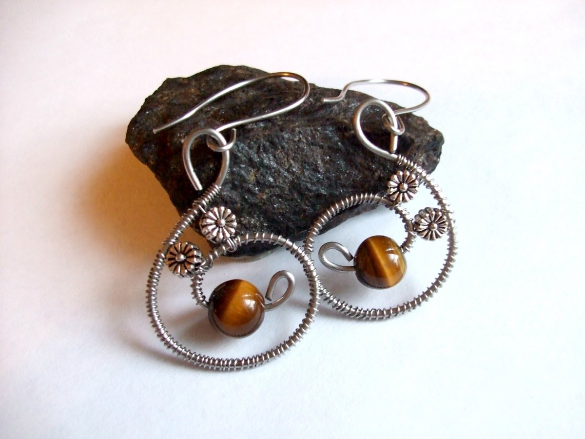 Náušnice s Tygřím okem.