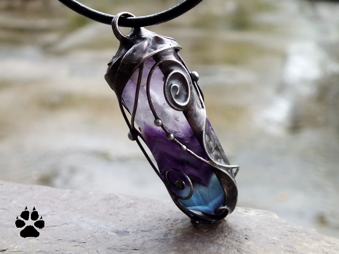 DUHOVÝ AMULET - oboustranný šperk