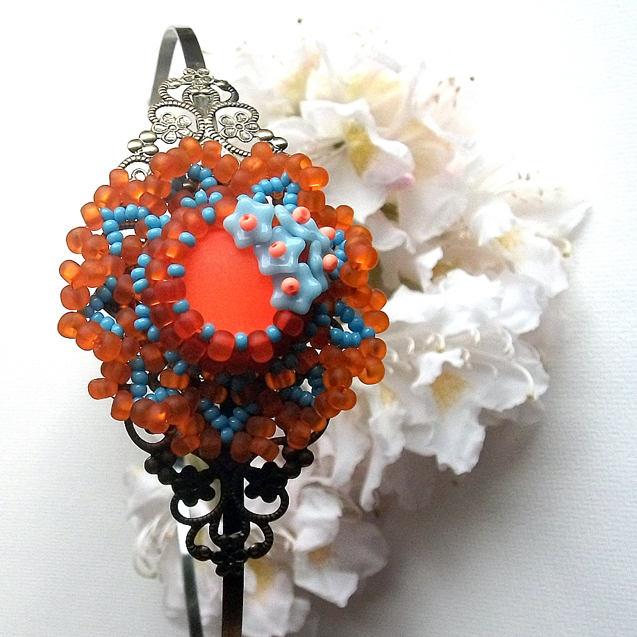 Pomněnková čelenka