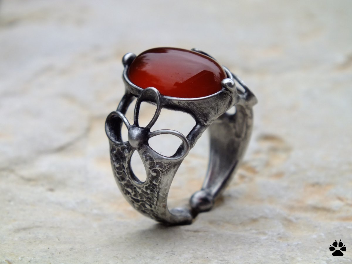 Prsten s karneolem