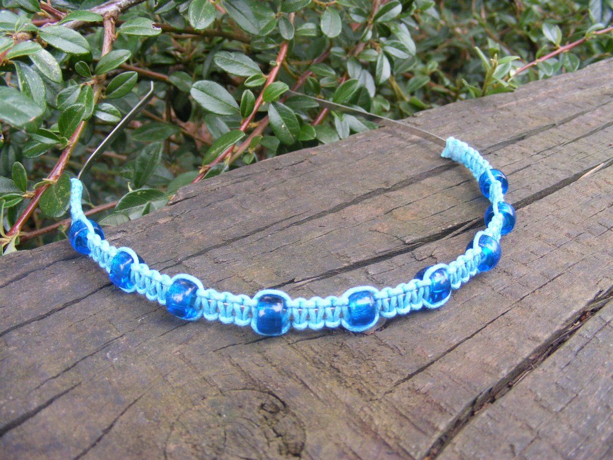 Čelenka - modrá (tyrkysová)