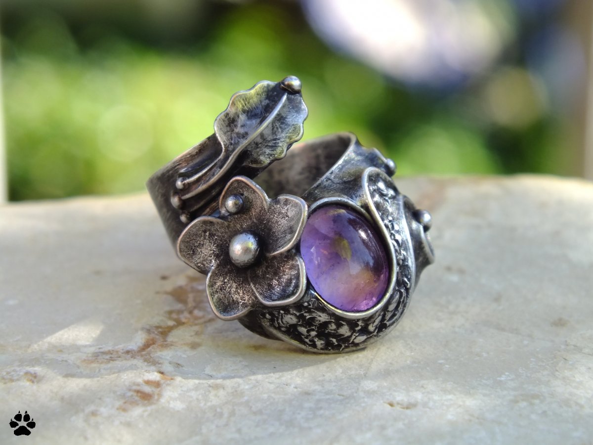 Ametyst s fialkou - cínovaný prsten