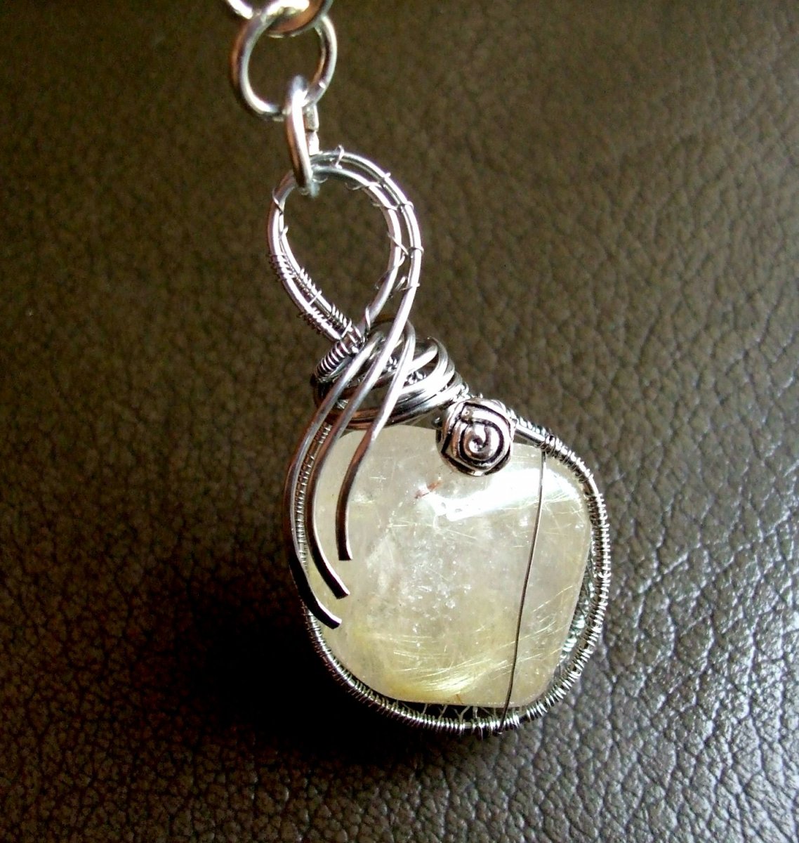 Sagenit - přináší harmonii.