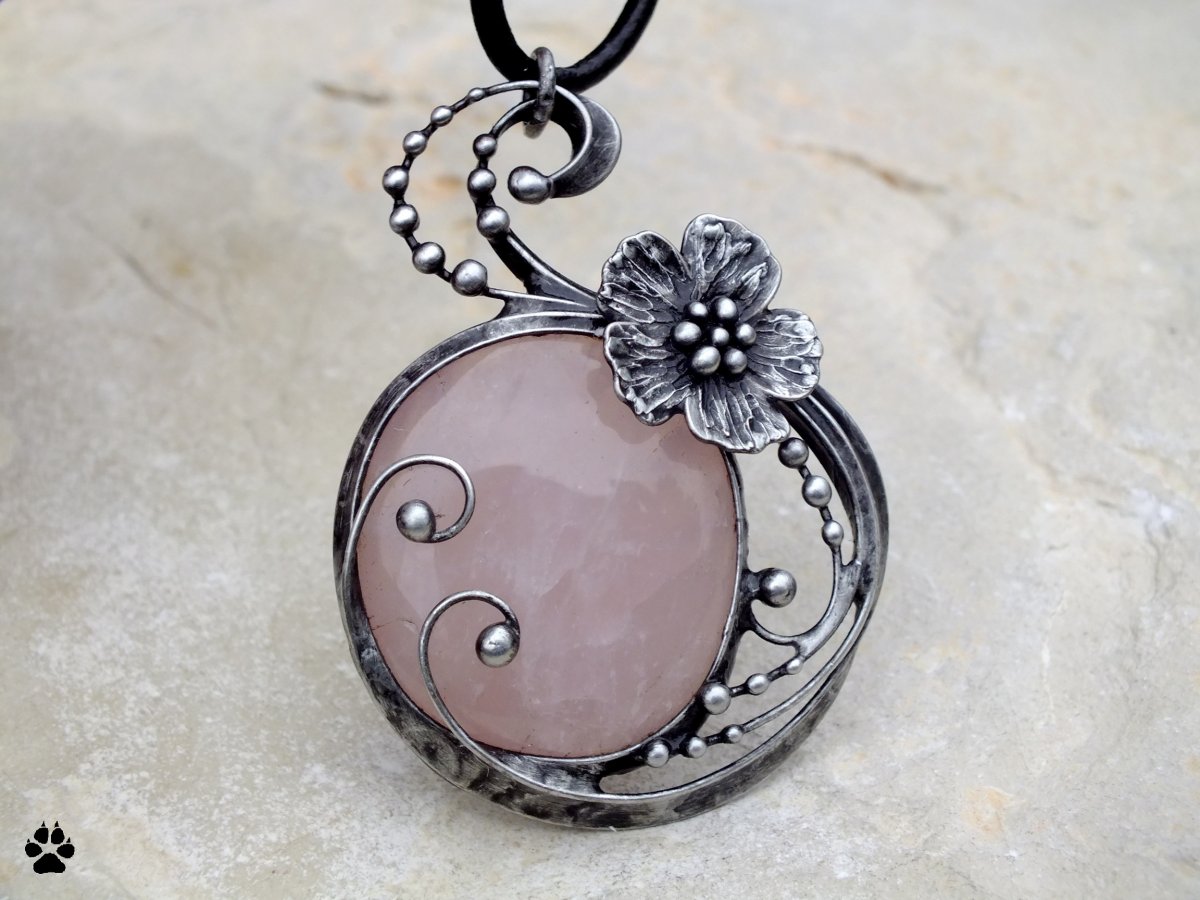 Šípkový květ - růženín