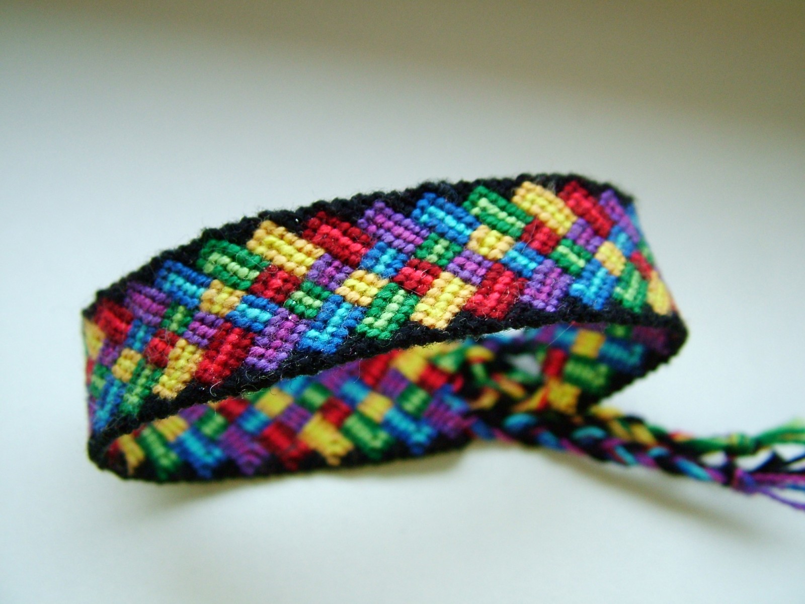 Barevný náramek č.3