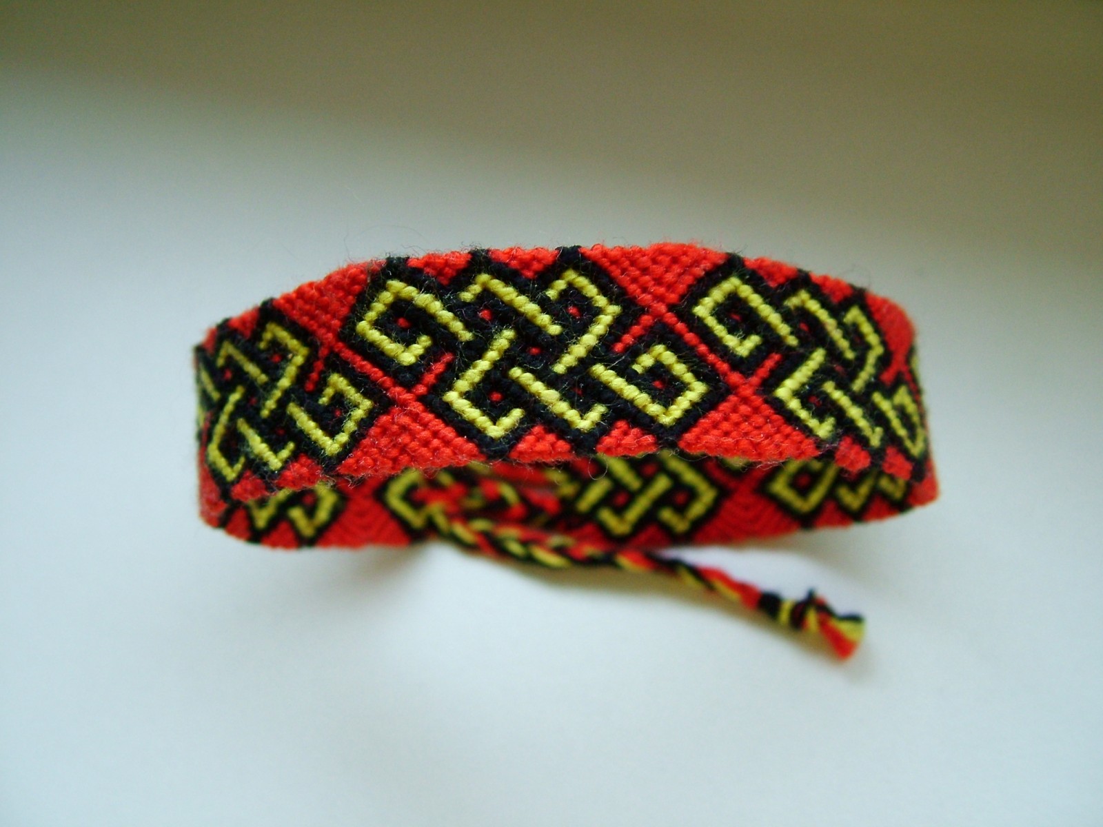 Barevný náramek č. 124