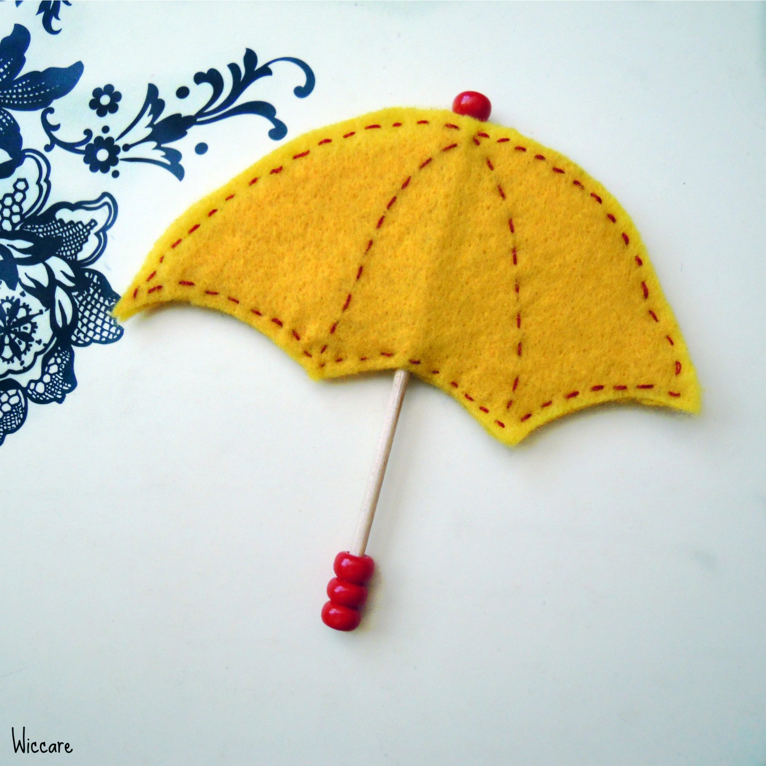 Brož: Deštník proti špatné náladě