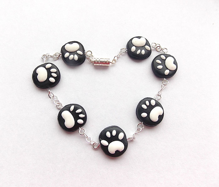 Tlapičkový náramek - černo-bílý