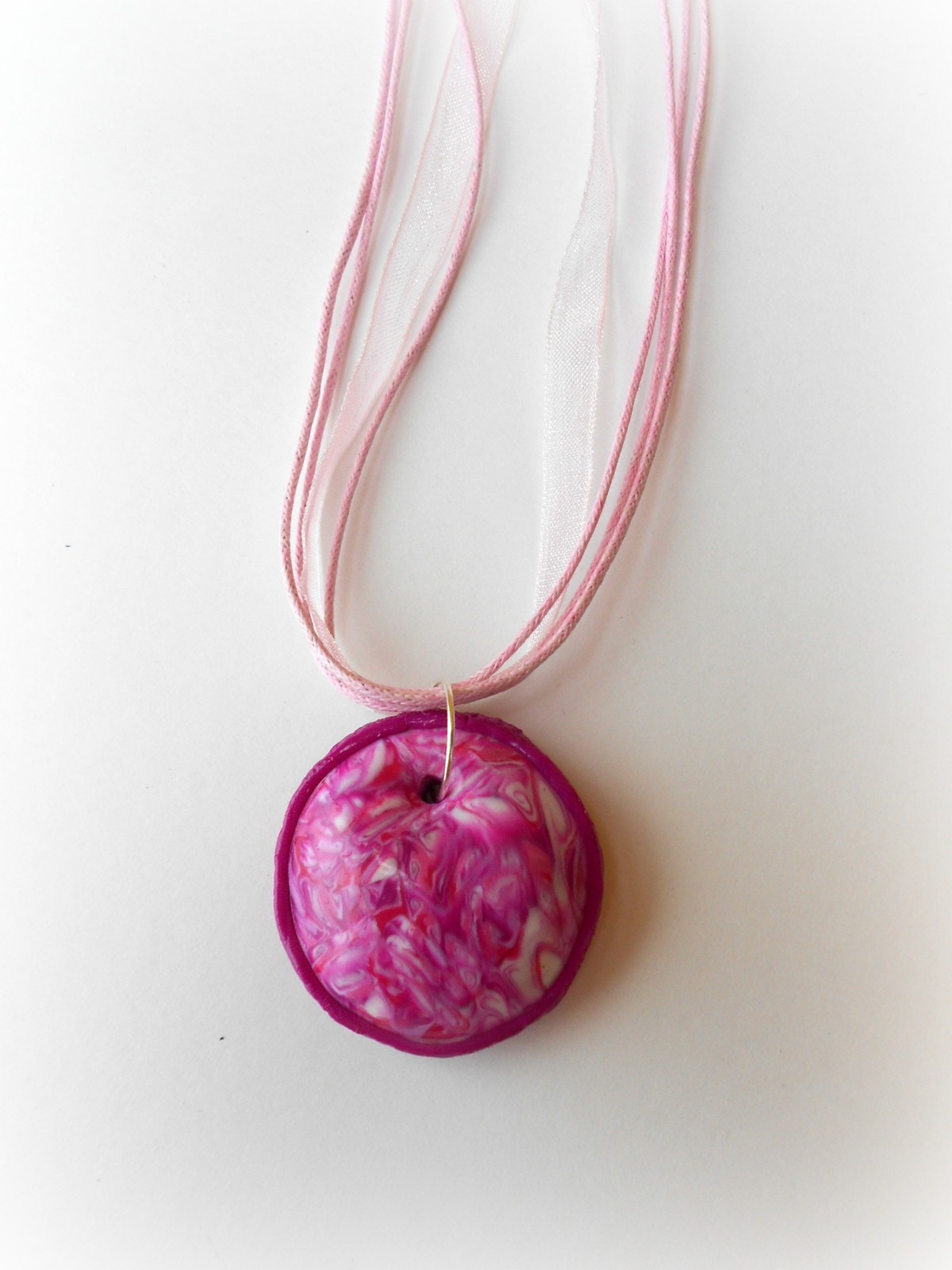 Růžová kouřový náhrdelník 